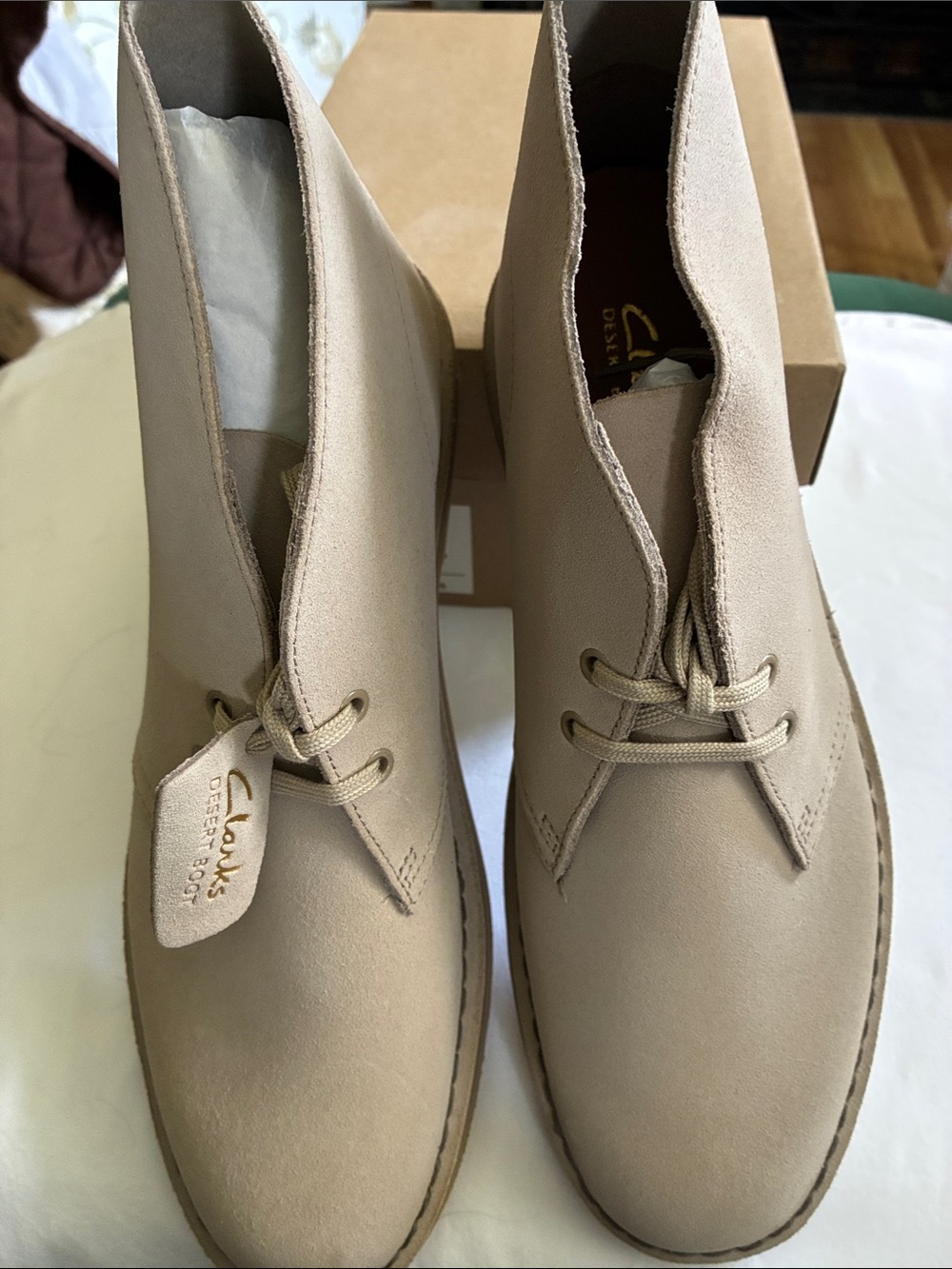 Vintage Clarks Women Lace-Up Desert Boots in Sandstone Beige